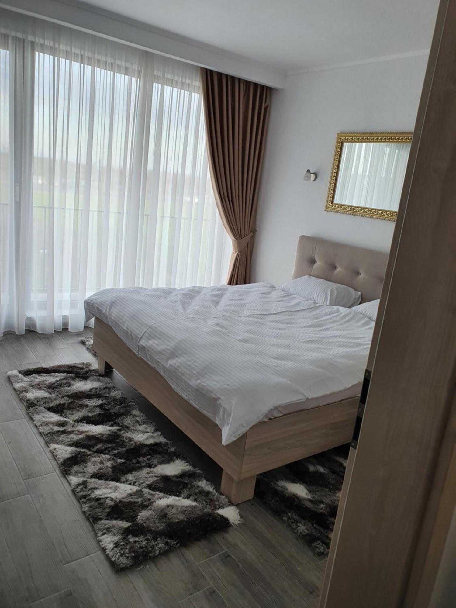 Apart Bun Oradea Habitación foto